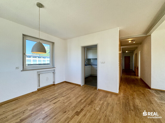 Tolle 4-Zimmer-Penthousewohnung mit großer Terrasse & Garagenbox
