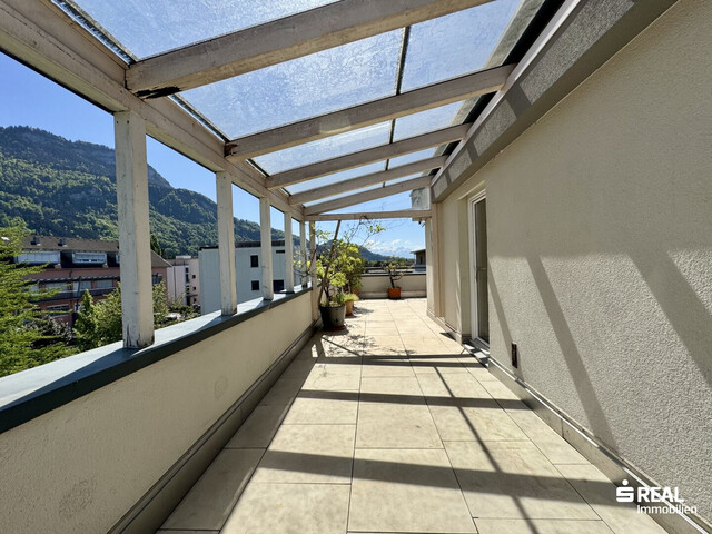 Tolle 4-Zimmer-Penthousewohnung mit großer Terrasse & Garagenbox