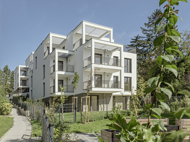 Attraktive 2-Zimmer-Wohnung in bester Ruhelage mit Balkon und Garten