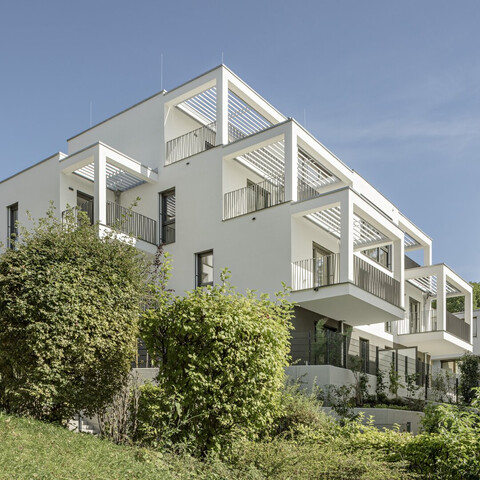 Attraktive 2-Zimmer-Wohnung in bester Ruhelage mit Balkon und Garten