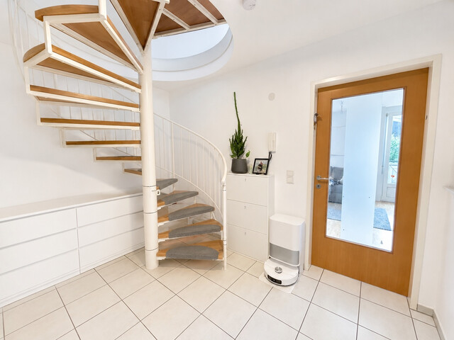 3 Zimmer-Maisonetten-Wohnung  |  2 Balkone  |  2 Kellerräume  |  Toplage  |  Götzis