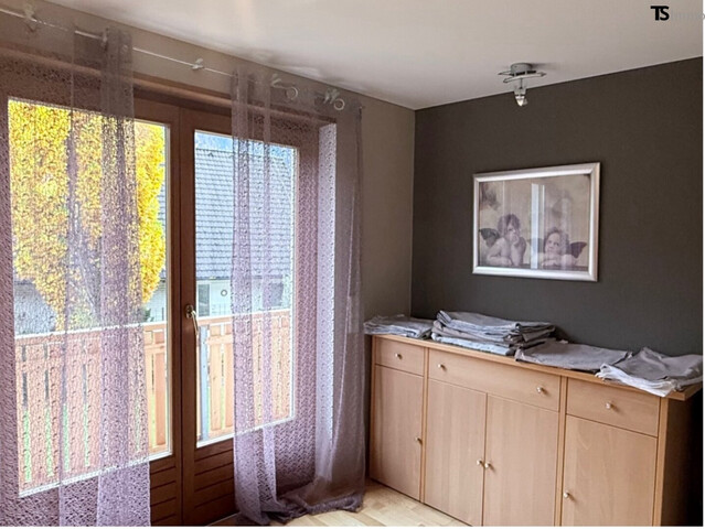 Nüziders: Einfamilienhaus mit Garten - Premium-Immobilie – Wohnjuwel mit Wintergarten, Wellnessbereich & Traumgarten