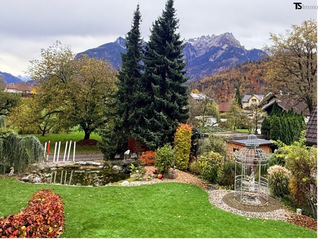 Nüziders: Einfamilienhaus mit Garten - Premium-Immobilie – Wohnjuwel mit Wintergarten, Wellnessbereich & Traumgarten