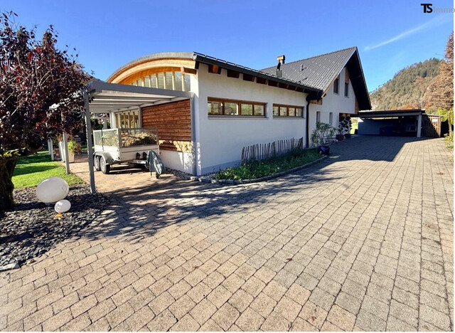 Nüziders: Einfamilienhaus mit Garten - Premium-Immobilie – Wohnjuwel mit Wintergarten, Wellnessbereich & Traumgarten