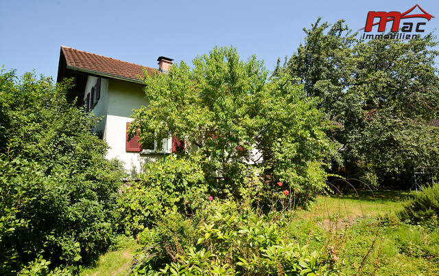 Wohnhaus auf großem Grundstück  mit vielseitigem Entwicklungspotenzial