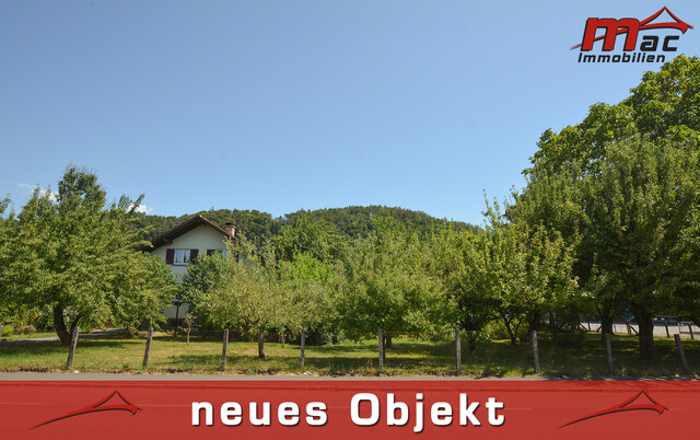Wohnhaus auf großem Grundstück  mit vielseitigem Entwicklungspotenzial