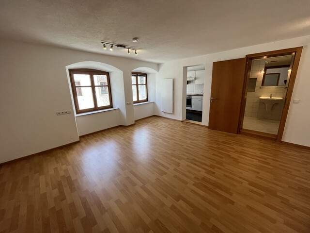 Schöne 2-Zimmer Stadtwohnung