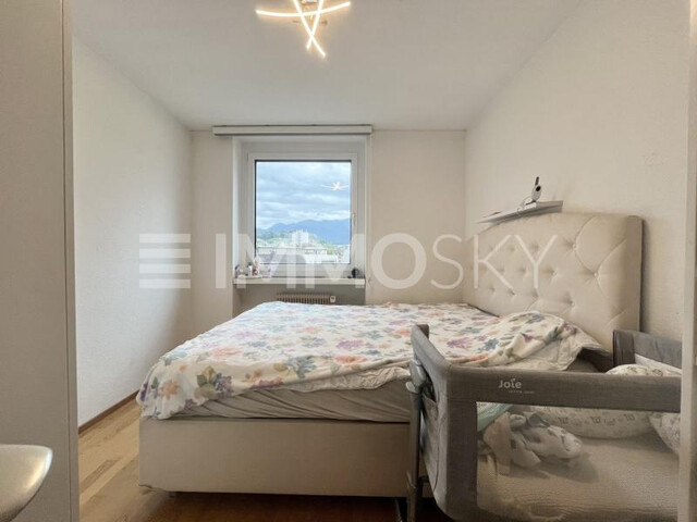 Charmante Stadtwohnung mit 2 Balkonen und großzügiger Küche