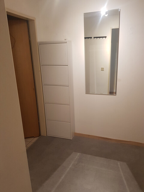 2- Zimmer-Wohnung inkl. KFZ-Abstellplatz (Carport), gute Lage - neu zu vermieten