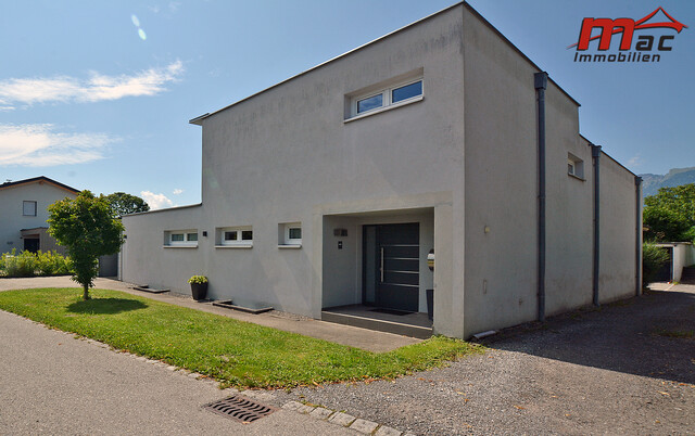 Geräumiges Architektenhaus in sonniger Ruhelage