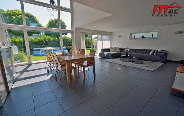 Geräumiges Architektenhaus in sonniger Ruhelage