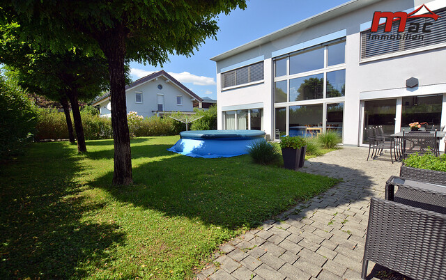 Geräumiges Architektenhaus in sonniger Ruhelage