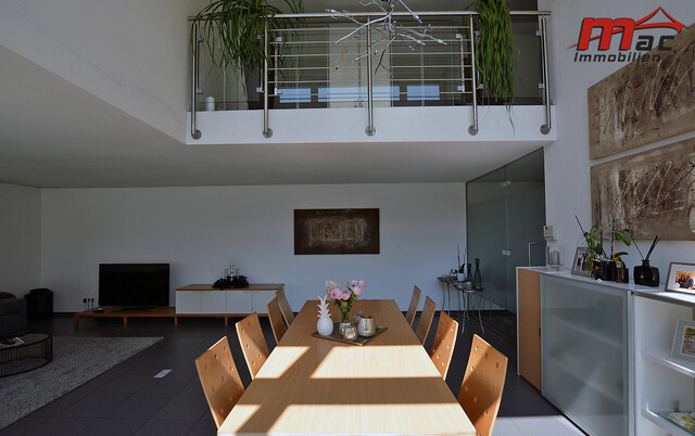 Geräumiges Architektenhaus in sonniger Ruhelage