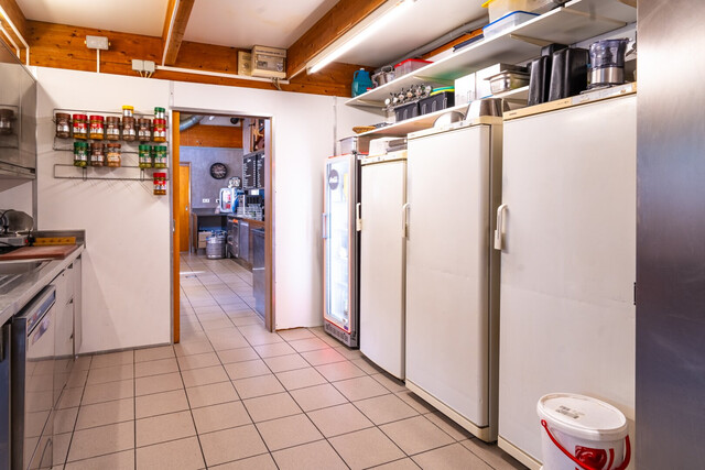 Komplett eingerichtete Gastro Location mit Garten in Hohenems – hohe Frequenz, Top Sichtbarkeit