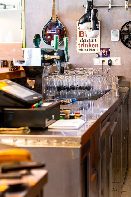 Komplett eingerichtete Gastro Location mit Garten in Hohenems – hohe Frequenz, Top Sichtbarkeit