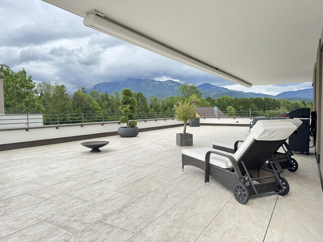 Exklusives Penthouse: 191 m² Terrasse mit Bergpanorama & modernster Ausstattung
