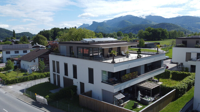 Exklusives Penthouse: 191 m² Terrasse mit Bergpanorama & modernster Ausstattung