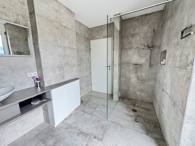 Exklusives Penthouse: 191 m² Terrasse mit Bergpanorama & modernster Ausstattung