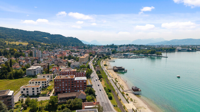 Wohnen, wo andere Urlaub machen – Traumwohnung direkt am Bodensee