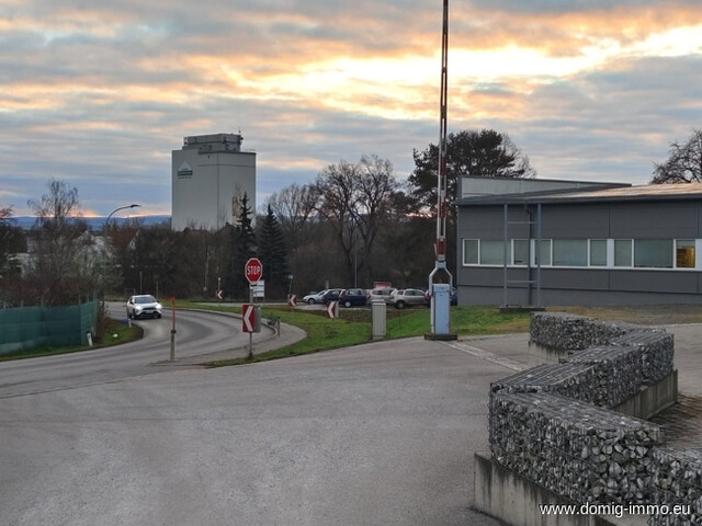 Modernes Postverteilerzentrum in Horn, Niederösterreich mit Top Rendite