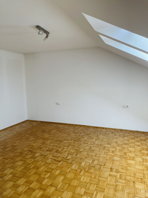 Großzügige 5-Zimmer Dachgeschosswohnung im Herzen von Frastanz zu verkaufen!