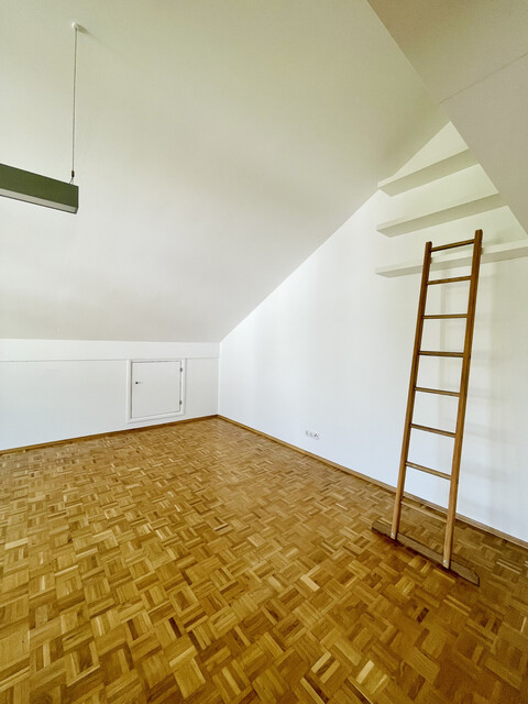 Großzügige 5-Zimmer Dachgeschosswohnung im Herzen von Frastanz zu verkaufen!