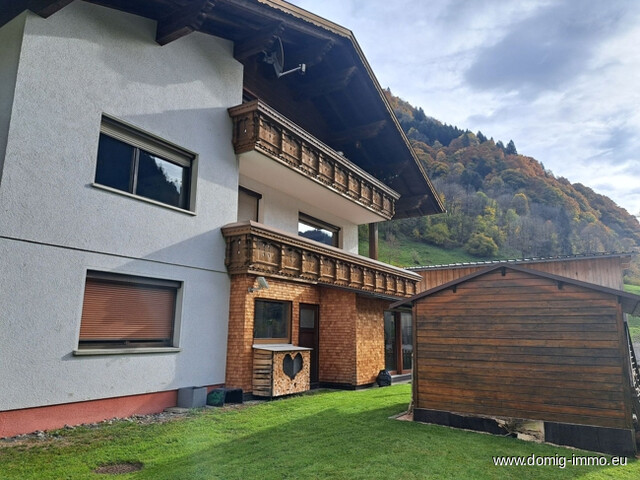 Schöne 3-Zimmer-Wohnung mit Wintergarten und Grünfläche in sonniger Ruhelage von St. Gallenkirch