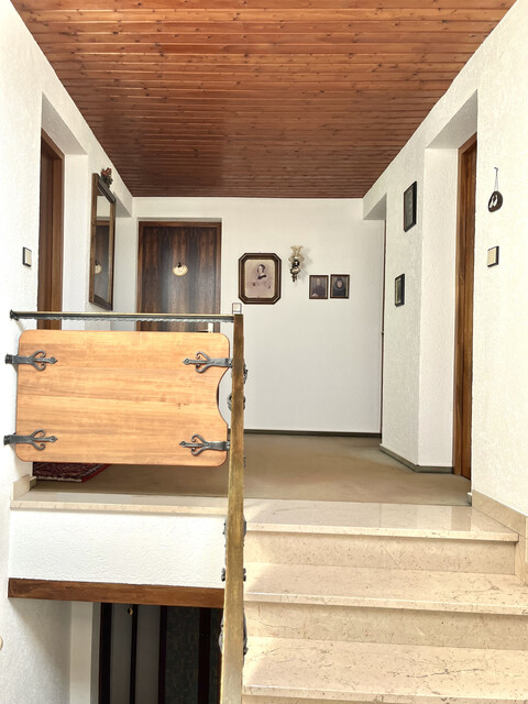 Einfamilienhaus mit herrlichem Bergblick, Kaminzimmer & großem Garten