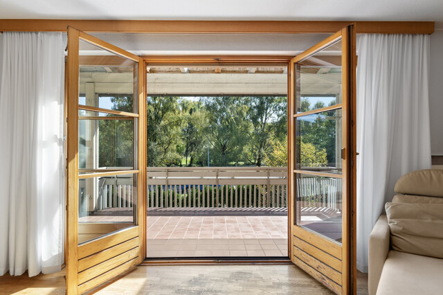 Kaminfeuer & Panoramablick: das Ried von der Terrasse aus genießen