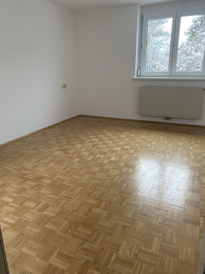 Gemütliche 4 Zimmer-Wohnung zu vermieten! Provisionsfrei!