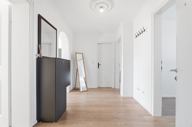 Lichtdurchflutete 3-Zimmer-Wohnung mit Balkon und schöner Aussicht