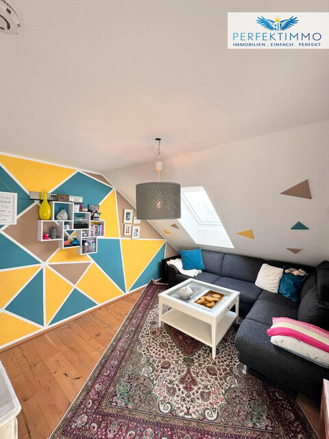 Lichtdurchflutete Dachgeschoss-Maisonette mit Traum-Blick auf den Weiher in Weißensberg!