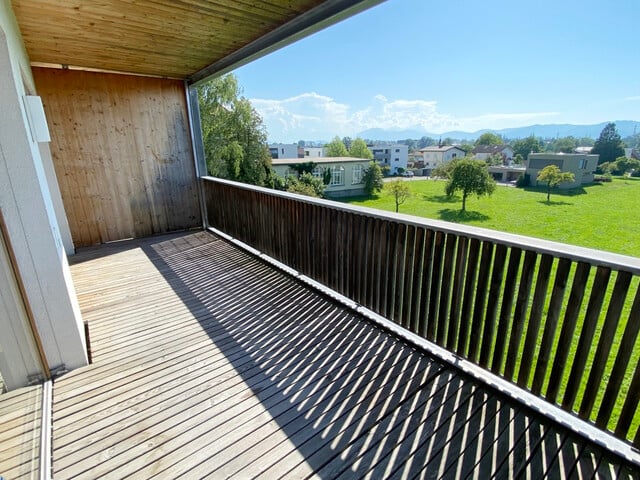 Großzügiges 1-Zimmer-Appartement mit Blick ins Grüne