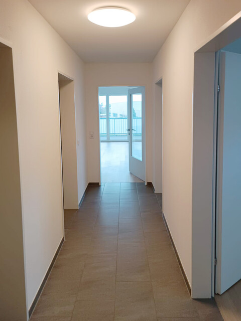 Hochwertige und sonnige 3-Zimmer Wohnung mit Terrasse