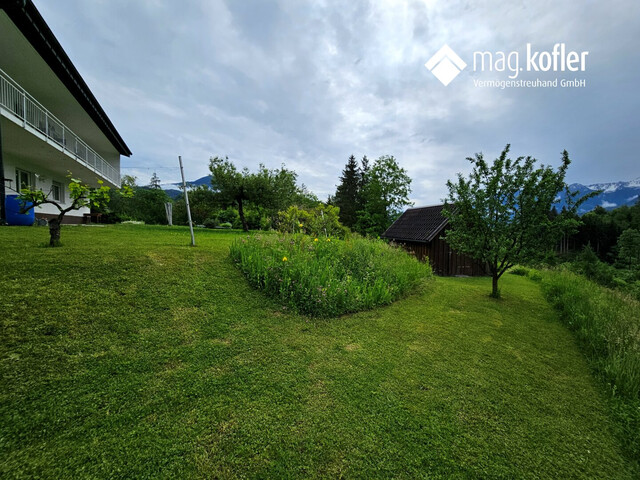 Traumhaftes Zweifamilienhaus im Sonnenparadies Göfis – Wohnen mit Weitblick auf 1.866 m² Baugrund