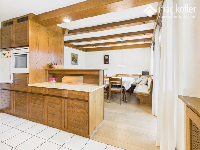 Traumhaftes Zweifamilienhaus im Sonnenparadies Göfis – Wohnen mit Weitblick auf 1.866 m² Baugrund