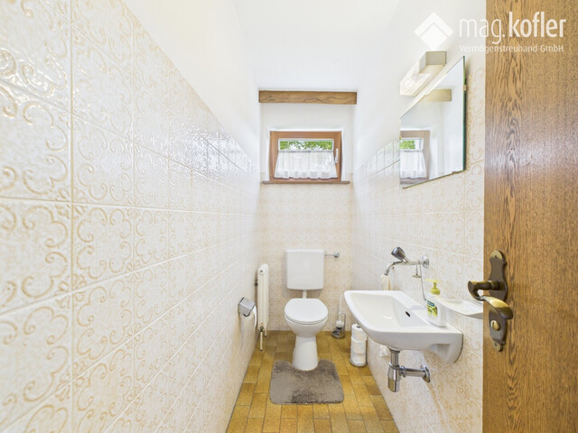 Traumhaftes Zweifamilienhaus im Sonnenparadies Göfis – Wohnen mit Weitblick auf 1.866 m² Baugrund