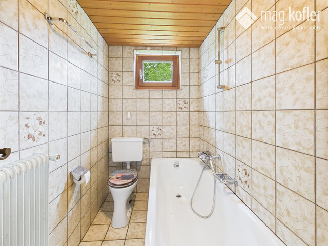 Traumhaftes Zweifamilienhaus im Sonnenparadies Göfis – Wohnen mit Weitblick auf 1.866 m² Baugrund