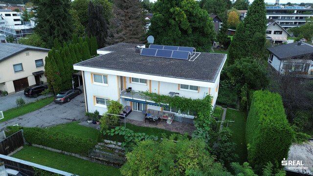 Modernisiertes Mehrfamilienhaus mit zwei großzügigen Wohnungen