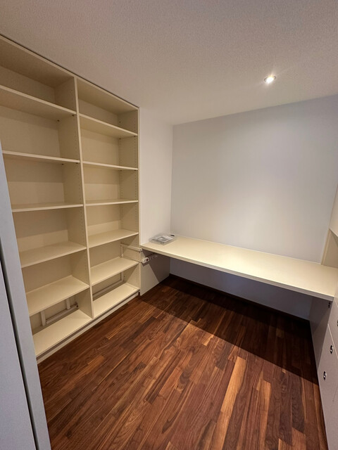 Eindrucksvolle 4 1/2-Zimmergartenwohnung mit Charme mit hochwertiger Ausstattung im Wolfurter Oberfeld