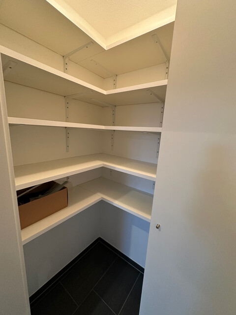 Eindrucksvolle 4 1/2-Zimmergartenwohnung mit Charme mit hochwertiger Ausstattung im Wolfurter Oberfeld
