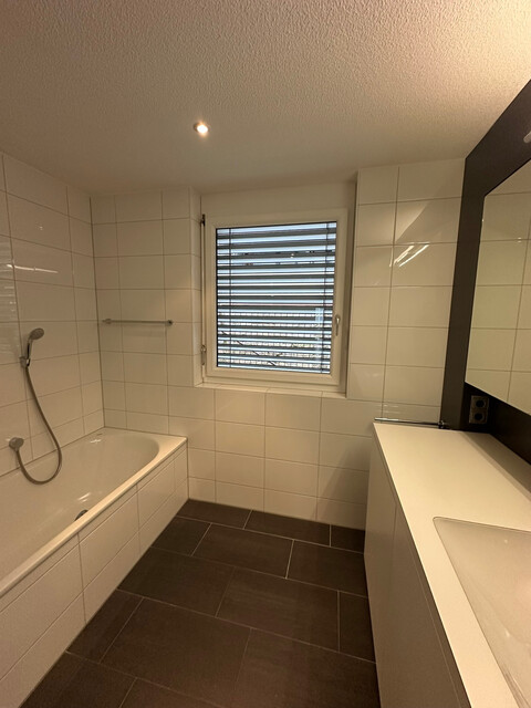 Eindrucksvolle 4 1/2-Zimmergartenwohnung mit Charme mit hochwertiger Ausstattung im Wolfurter Oberfeld