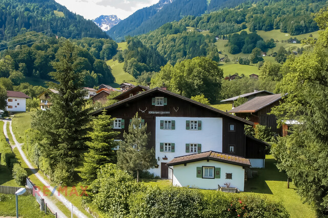 Alpines Juwel mit Geschichte – Ihr Bergrefugium mit Ferienwidmung, ideal als Zweit- oder Hauptwohnsitz