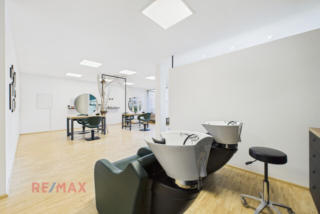 Ein Investment in Stil und Kreativität – Exklusiver Friseursalon in Dornbirn