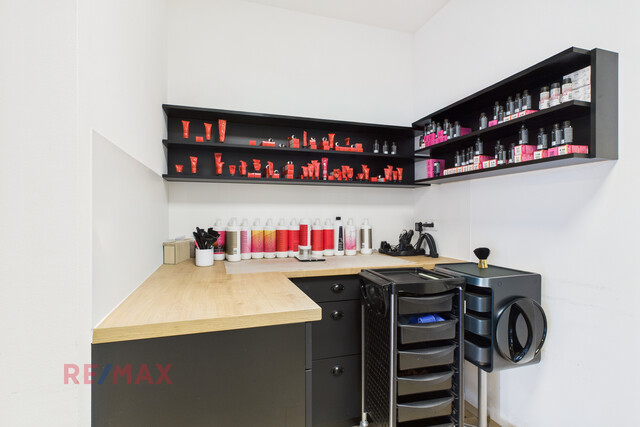 Ein Investment in Stil und Kreativität – Exklusiver Friseursalon in Dornbirn