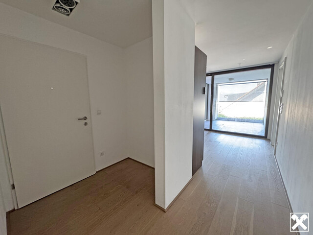 Neuwertige 2-Zimmerwohnung mit Ausblick ins Grüne