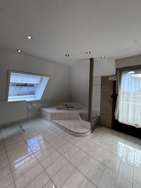 Wohnen & Arbeiten vereint: Villa mit Büro und Hobbyflächen in Götzis!