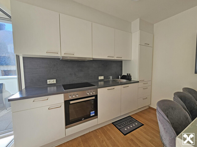 Modern - Neuwertig - Hell