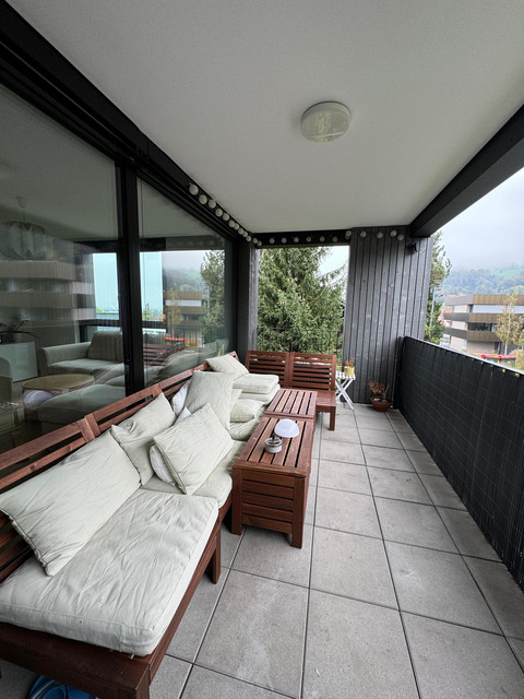 Provisionsfrei, schicke, zentrumsnahe 3 Zimmer Wohnung mit Balkon, im Grünen