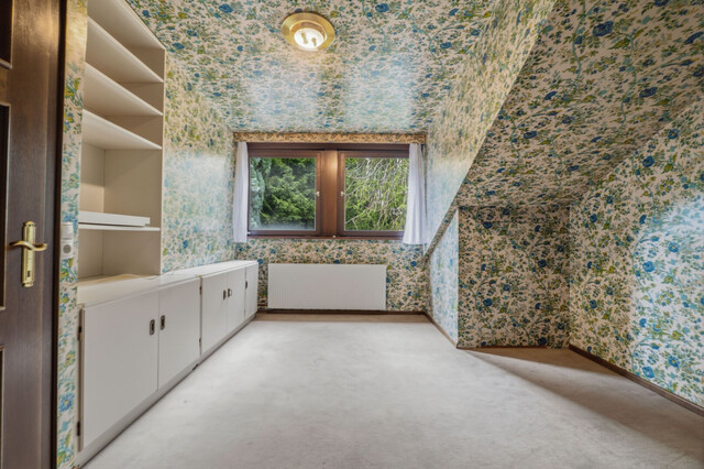 Exklusive Villa mit privatem Wellness- und Indoor-Poolbereich auf parkähnlichem Grundstück in Lustenau
